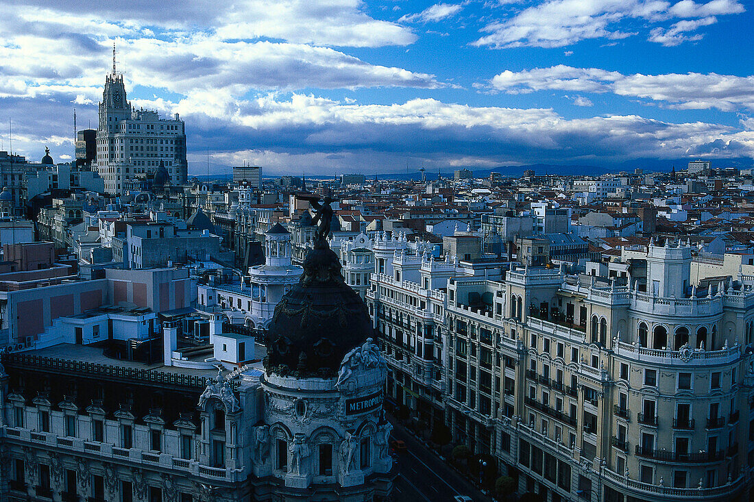 Gran Via, Edificio Metropolis, Madrid, Spanien