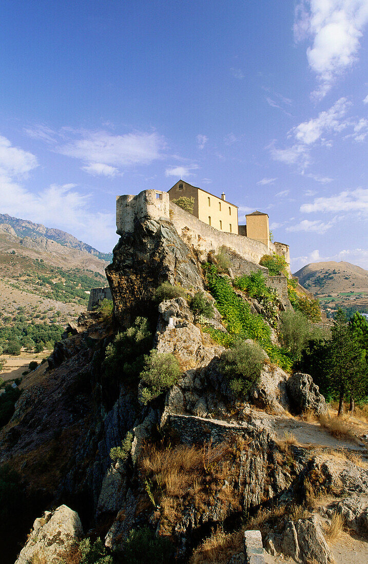 Zitadelle an der Spitze eines Berges, Corte, Korsika, Frankreich