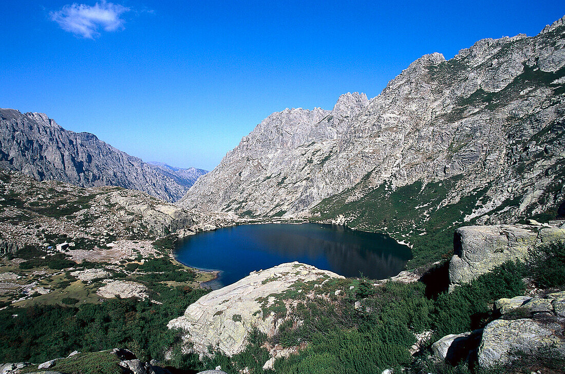 Gorges de la Restonica, Lac de Melo, Corsica, France