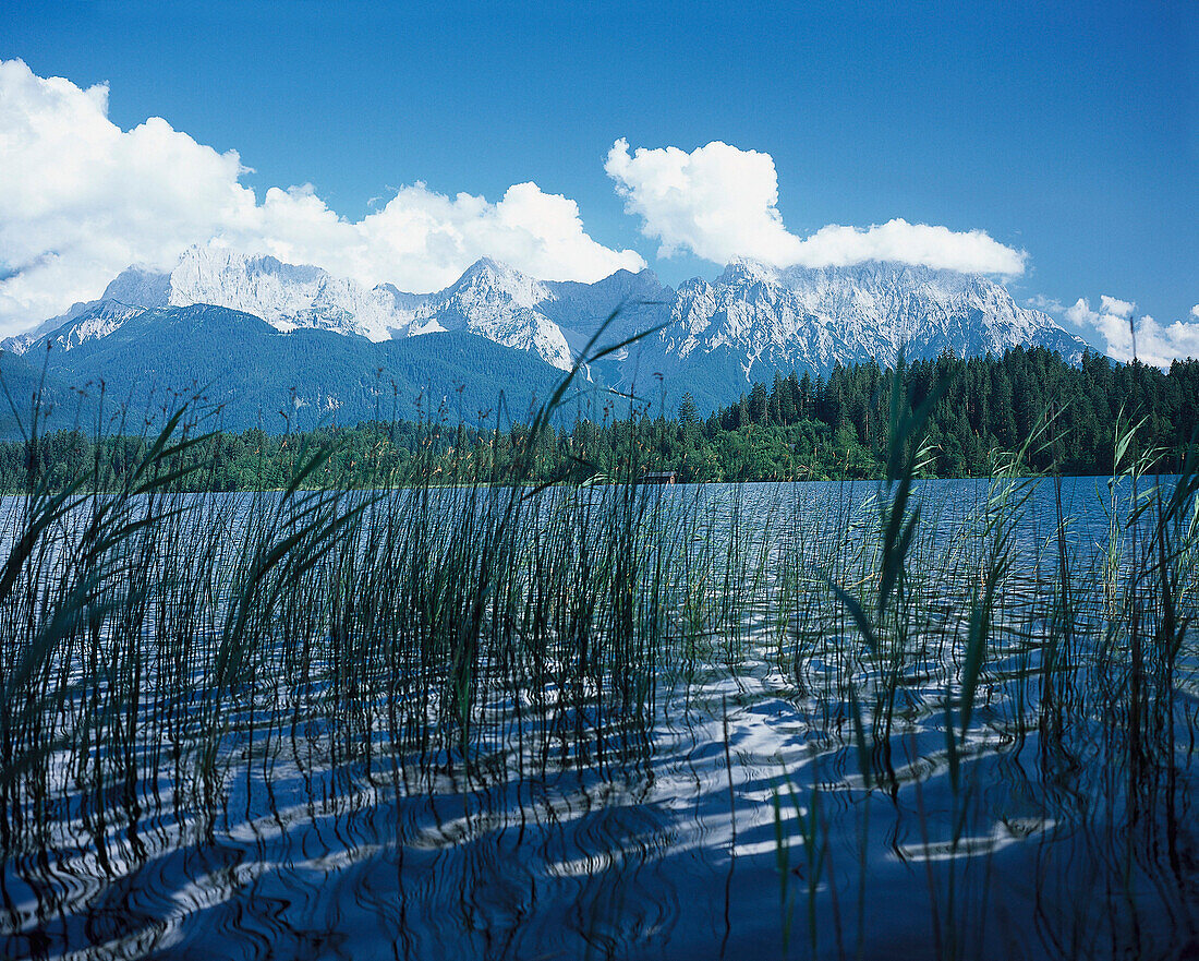 Lake Barmsee with mountain range, Krun, Werdenfelser Land, Bavaria, Germany