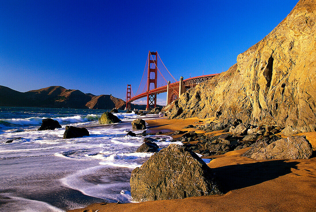 Golden Gate Bridge, San Francisco, California, USA