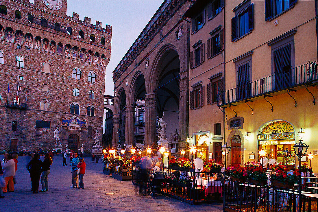 Palazzo Vecchio, Piazza della Signoria, Florenz, Toskana, Italien