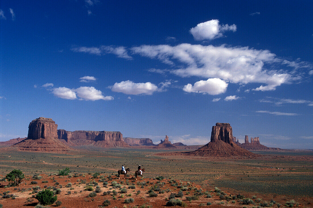 Riders at Artists Point, Monument Valley, Arizona, USA