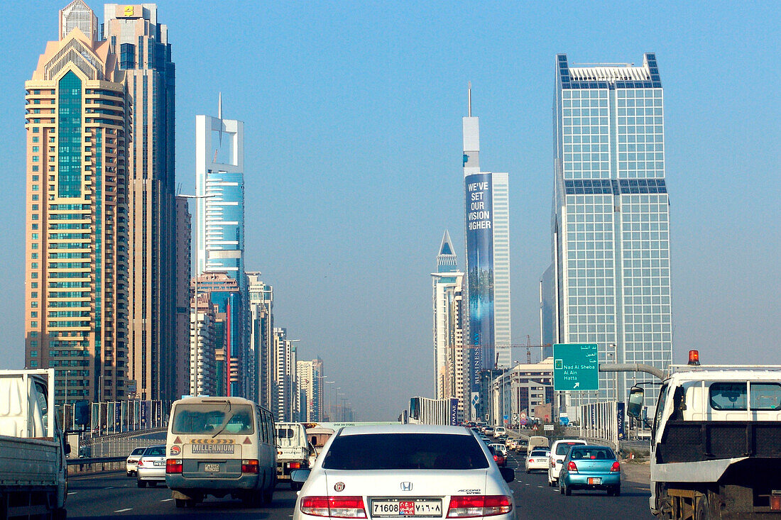 Cars on a highway and high rise buildings, Sheik Zayed Road, Dubai, UAE, United Arab Emirates, Middle East, Asia