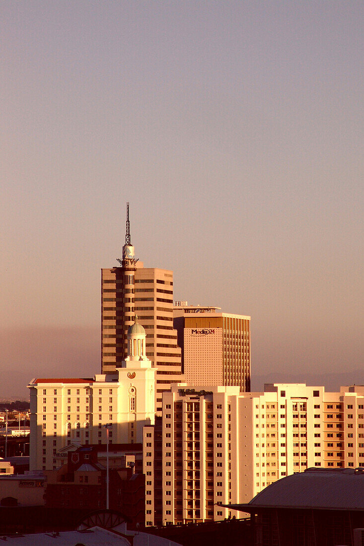 Hochhäuser im Abendlicht, Kapstadt, Südafrika, Afrika