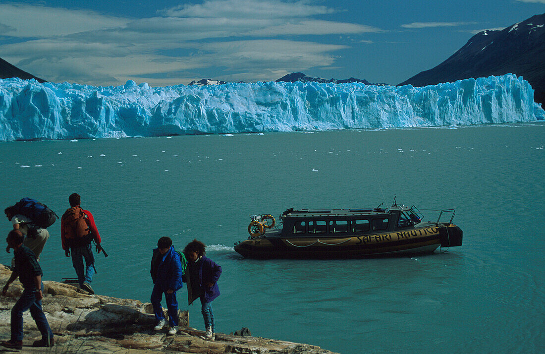 Perito Moreno-Gletscher, Lago Argentino, … – License image – 70030378 ...