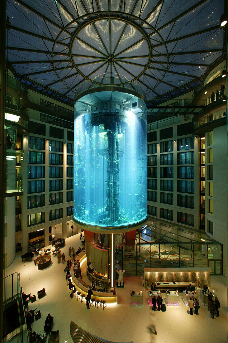 AquaDom, Radisson SAS Hotel, Berlin, Deutschland