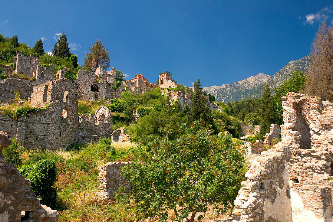 Byzantine city, Mistras, Taygetos mountains, Laconia, Peloponnese, Greece