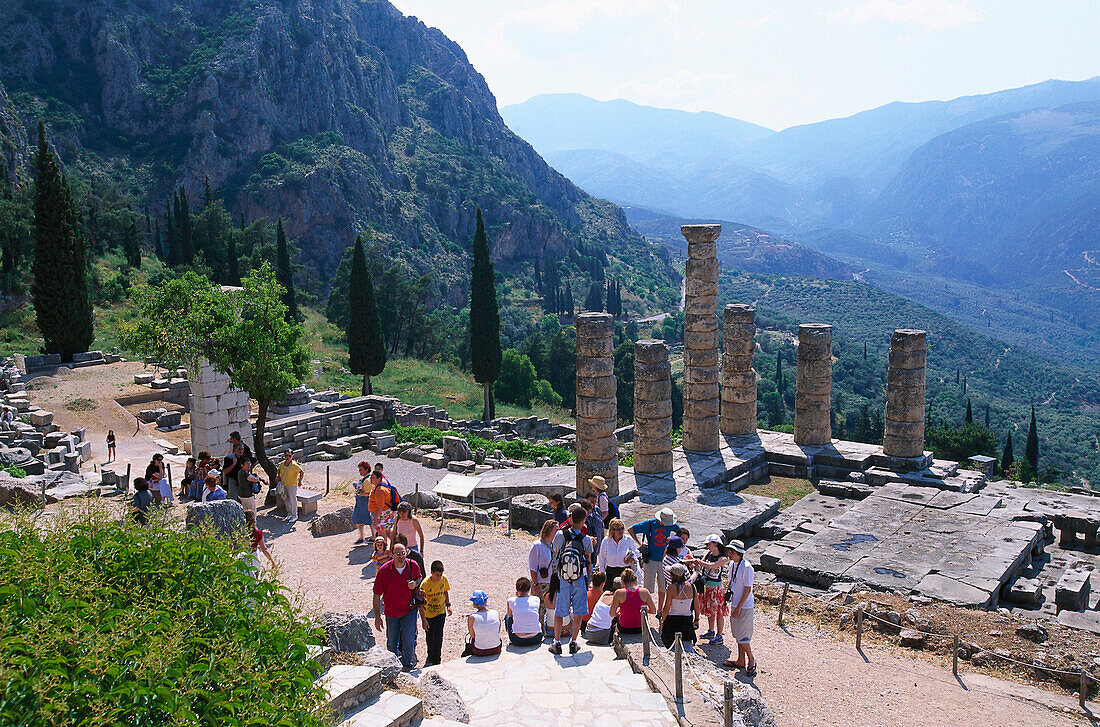 Apollon temple, Delphi, Peloponnes Greece