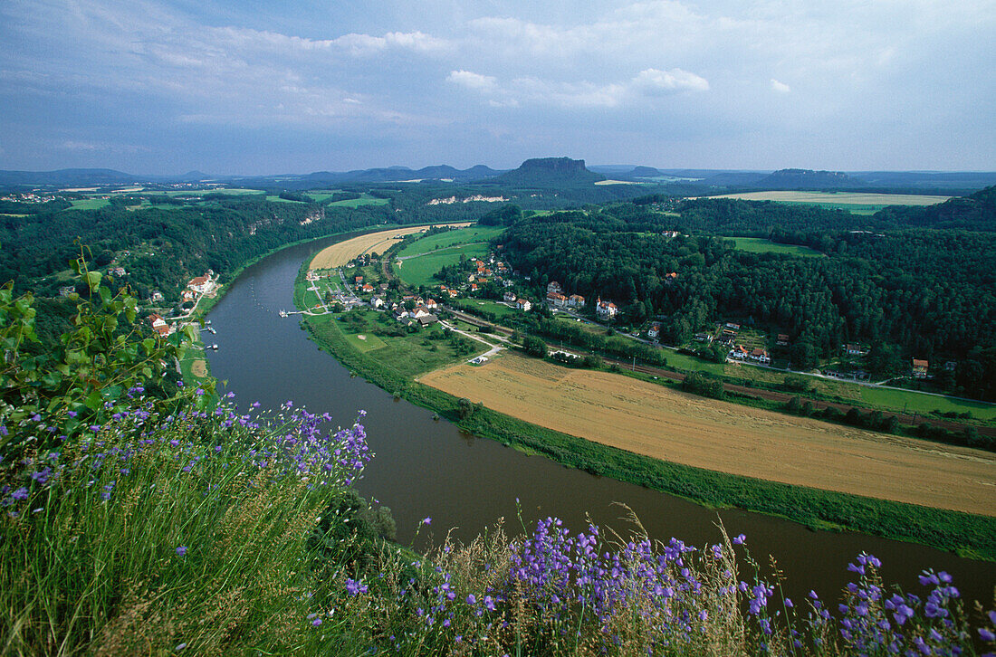 Elba, Rathen, Lilienstein, Natural park, Saxon Switzerland, Elbsandsteingebirge, Saxony, Germany