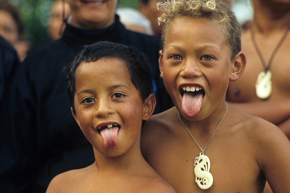 Maori Kinder am Waitangi Tag, Nordinsel, Neuseeland, Ozeanien