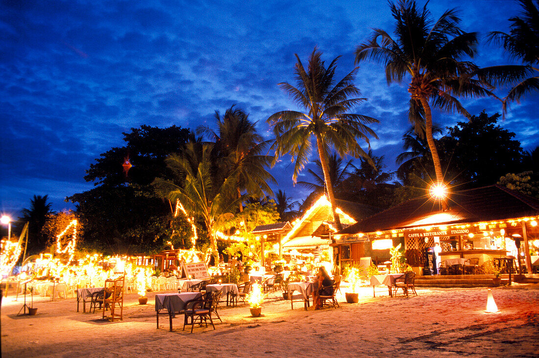 Lightend beach restaurants at Chaweng beach, Ko Samui, Surat Thani Thailand