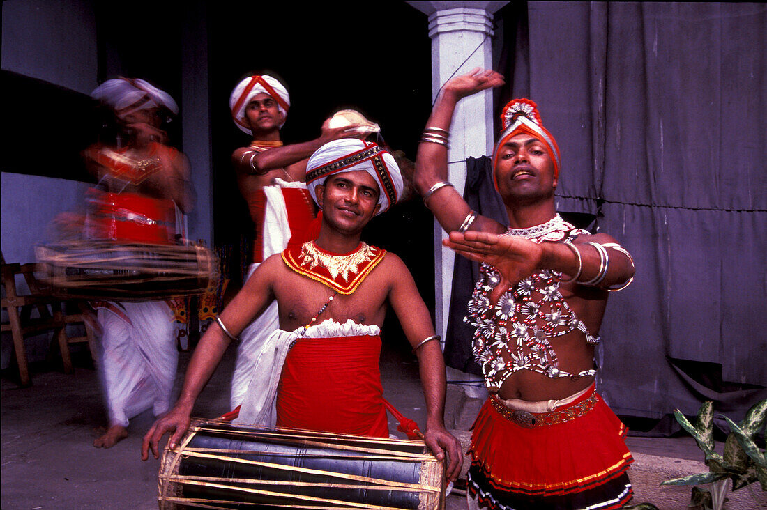 Tanzen, Kandyanischer Kunstverein, Kandyan Art Association, Kandy Central Provinz, Sri Lanka