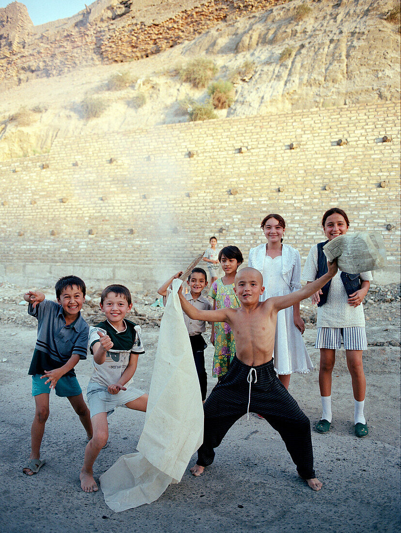 Children, Silk Road Uzbekistan