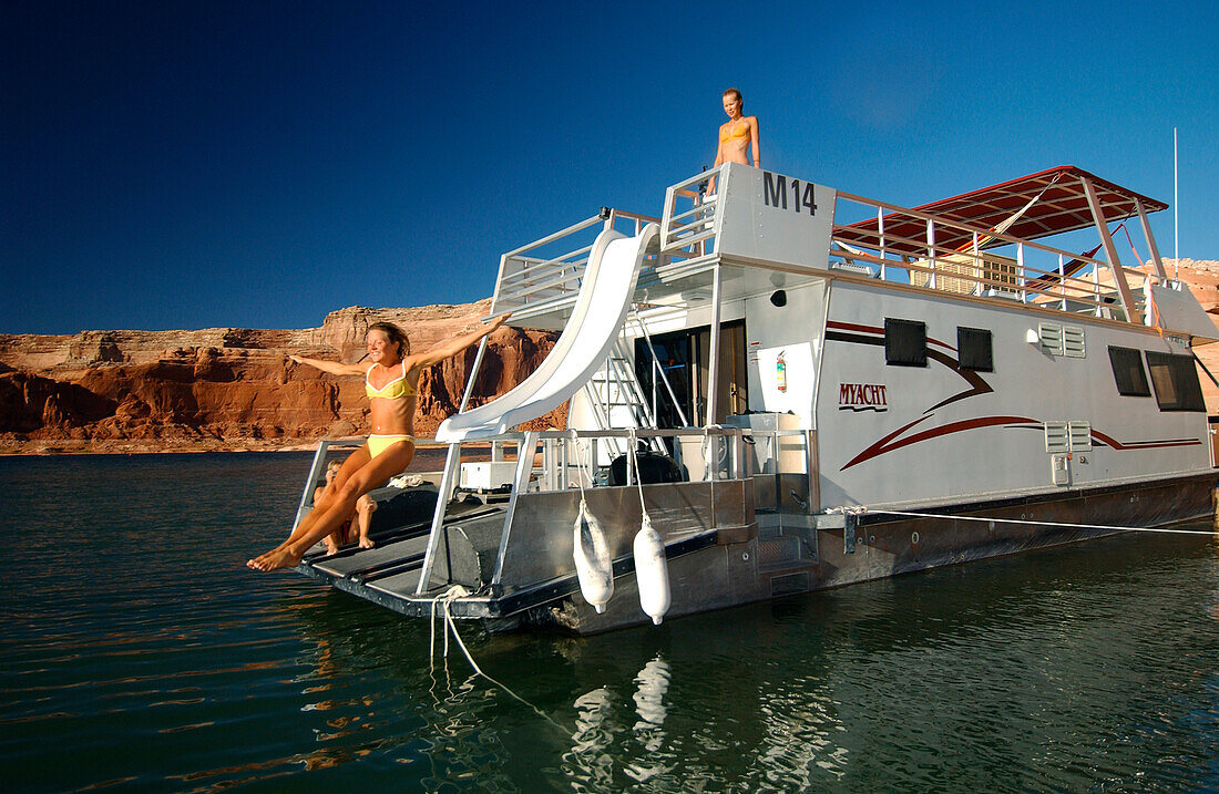 Houseboat, Lake Powell, Arizona-Utah-USA