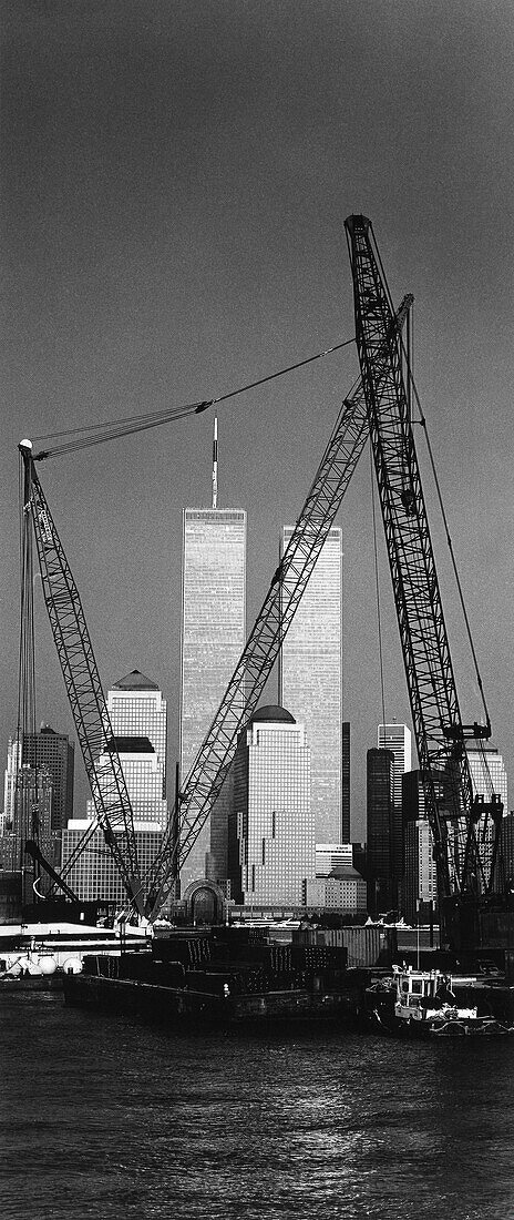 USA, New York, World Trade Center, Skyline, SkylineS/W Foto, Panorama, Stadt, Stadtansicht WTC, HochformatEnglish: USA, New York City, skyline with World Trade Center, WTC