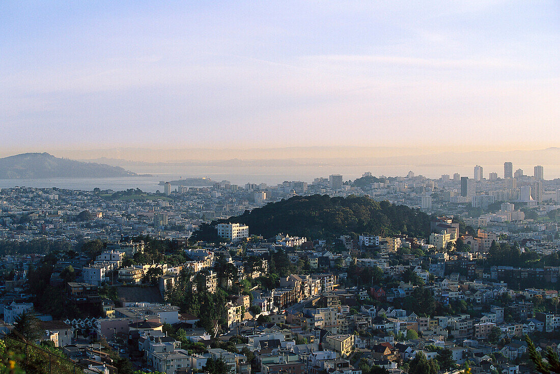 Panoramaaussicht über San Francisco, Kalifornien, USA