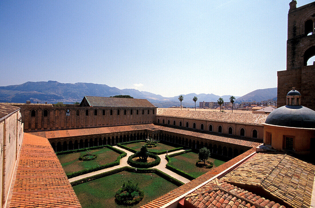 Kloster Monreale im Sonnenlicht, Palermo, Sizilien, Italien, Europa