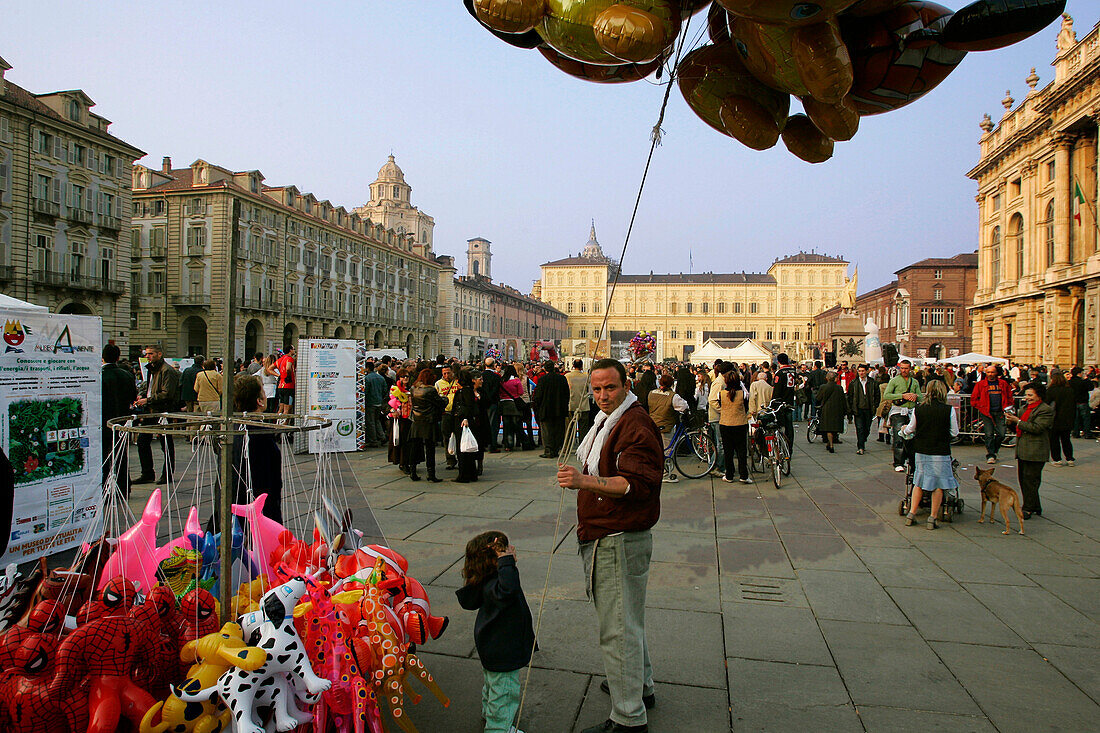 Piazza Castello, Palazzo Reale, Turin, Piemont, Italien