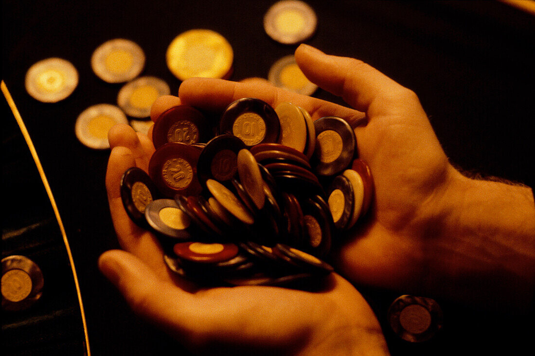 Handvoll Roulette-Chips, Las Vegas, Nevada USA