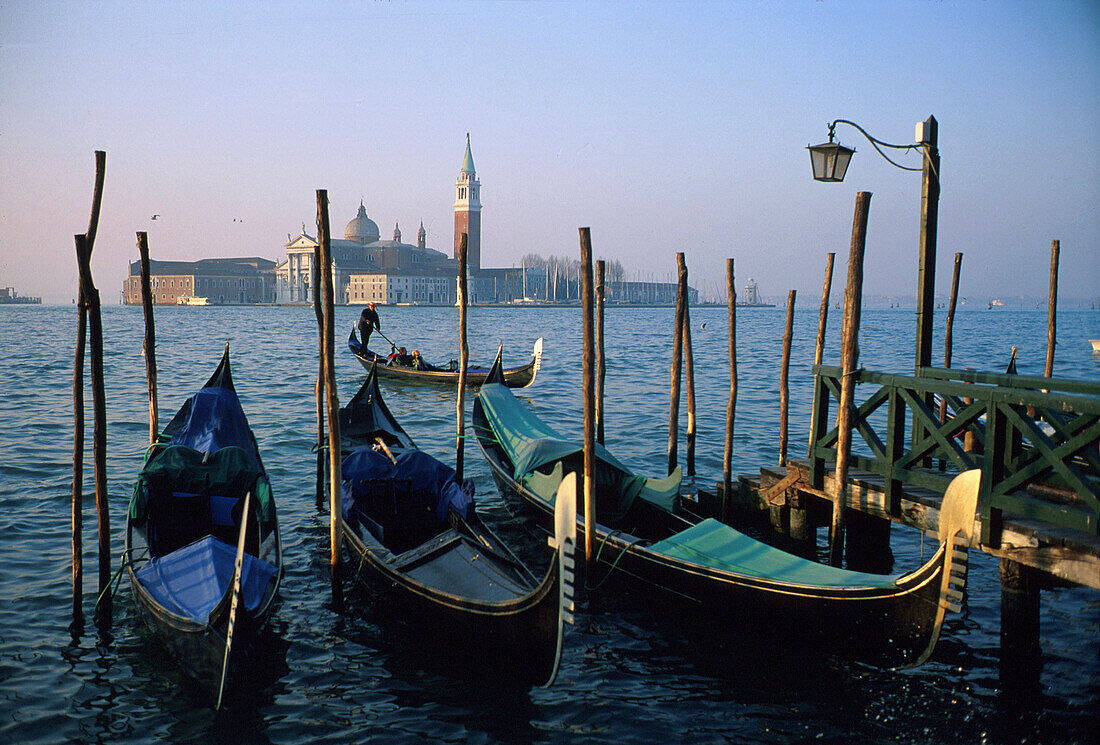 Gondeln, Venedig, Venetien Italien