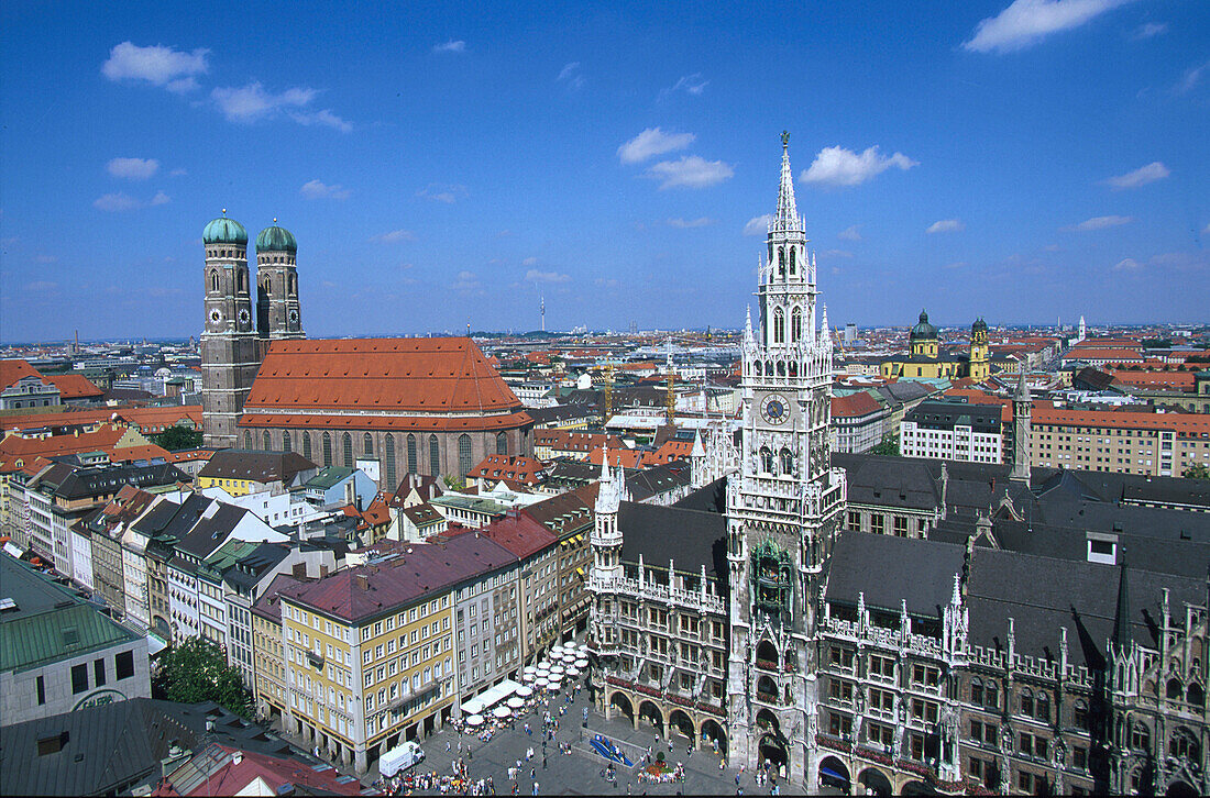 Panorama mit Frauenkirche, Rathaus, Muenchen Bayern, Deutschland