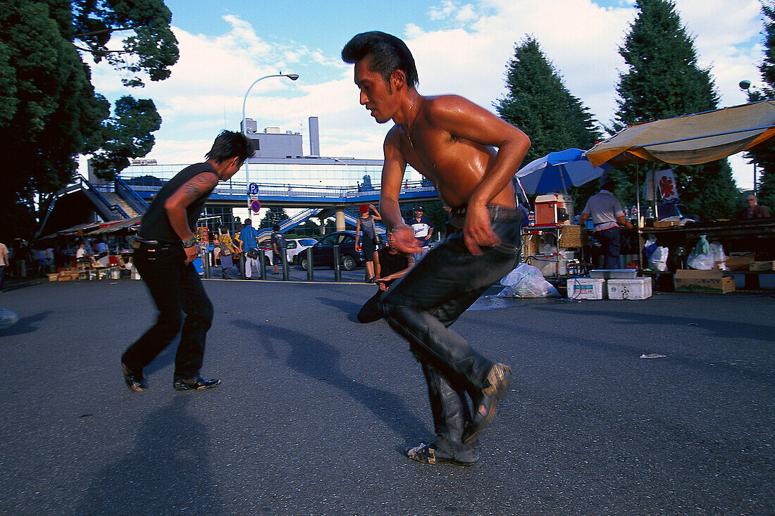 Rock 'n' Roll dancers at Harajuku Station, Yoyogi-Park, Tokyo, Japan