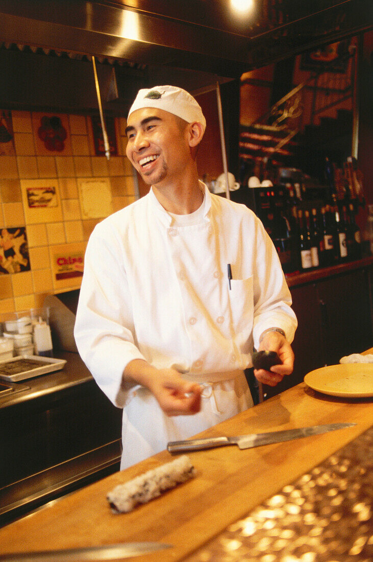 Lachender Koch im Restaurant Oba Chine, Beverly Hills, Los Angeles, Kalifornien, USA