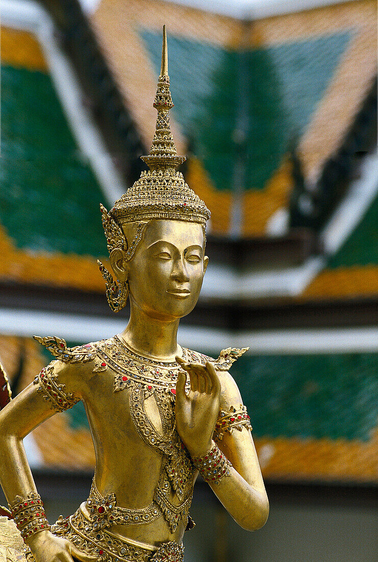 Buddha-Statue, Wat Phra Kaew, Temple of the Emerald Buddha, Bangkok, Thailand