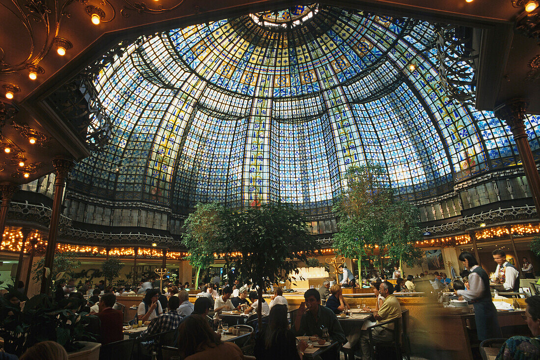 Restaurant Au Printemps, Paris, Frankreich