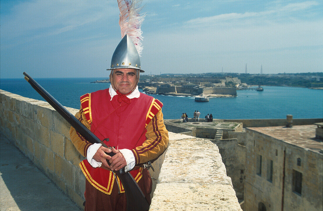 Guard, Fort, Oldtown, Valletta, Malta