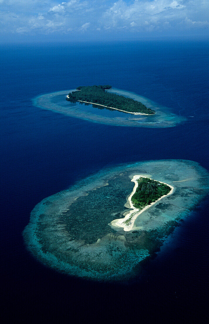 Luftaufnahme von Zwei Inseln, Aerial, Duke of York Islands, West New Britain, Papua Neuguinea, Melanesien