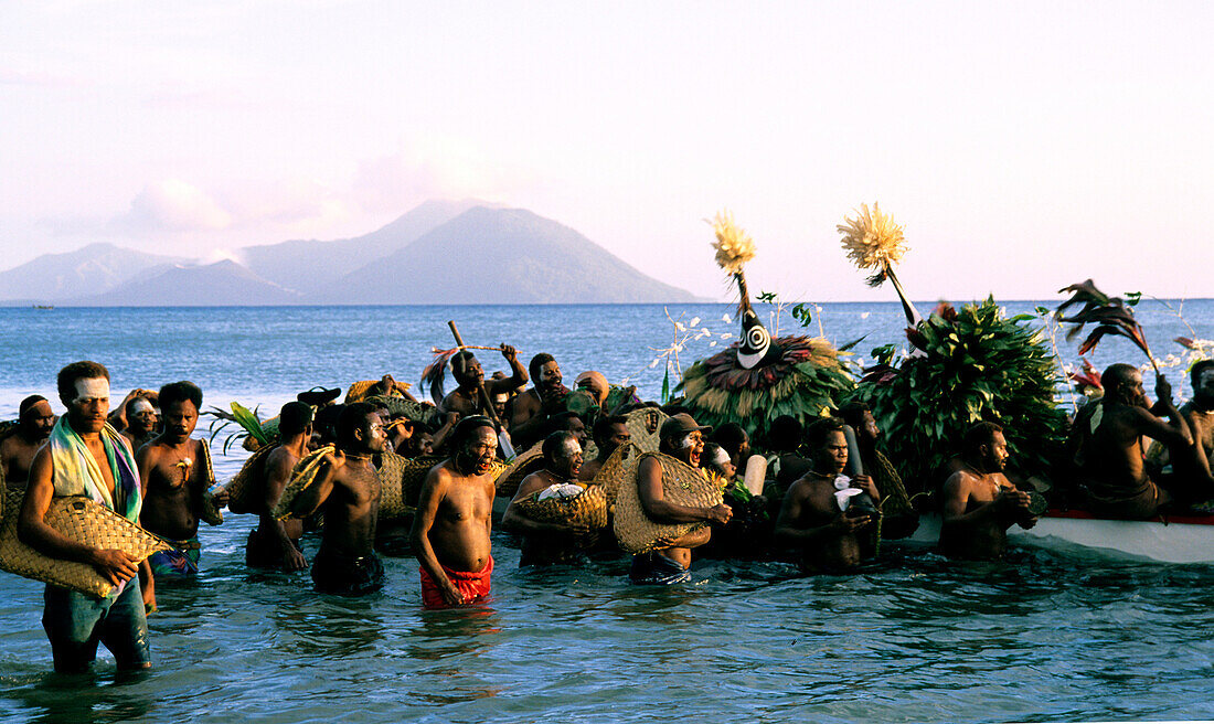 Vulkan Zeremonie, Duk Duk, Rabaul, East New Britain, Papua Neuguinea, Melanesien