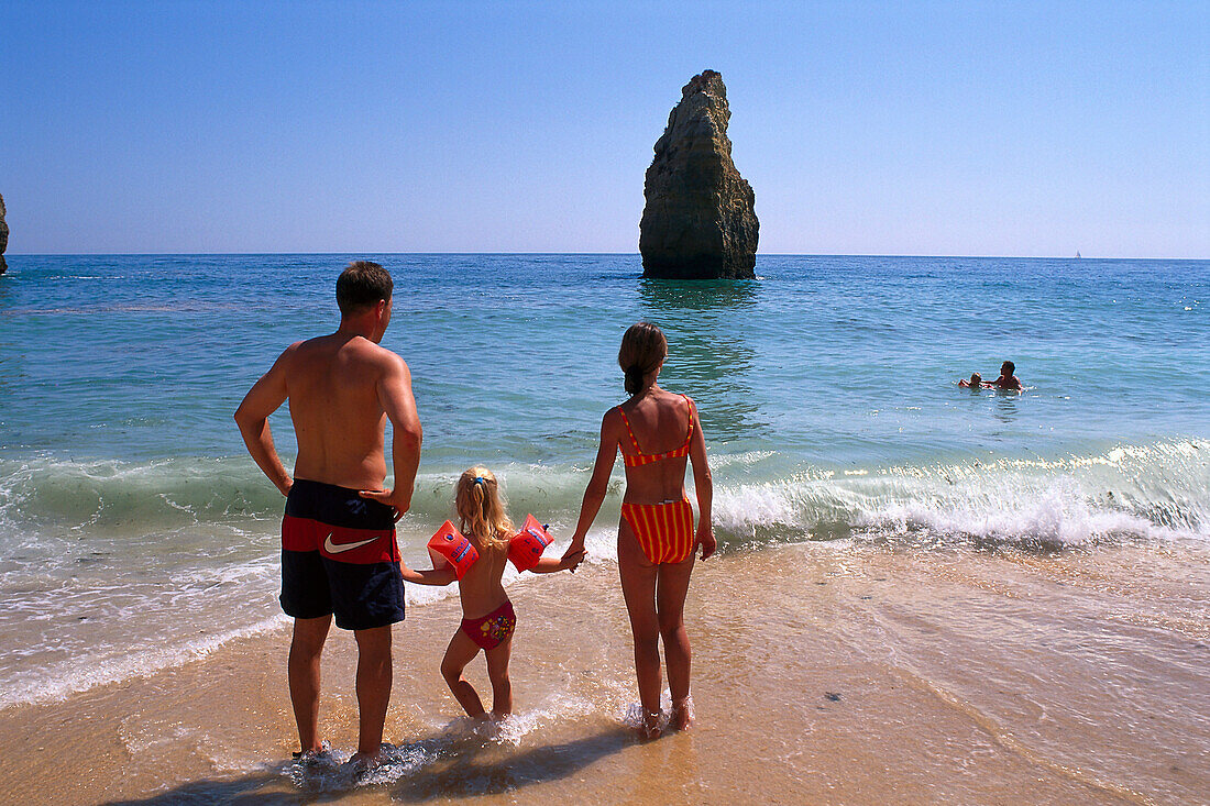 Praia do Carvalho, Benagil, Algarve Portugal