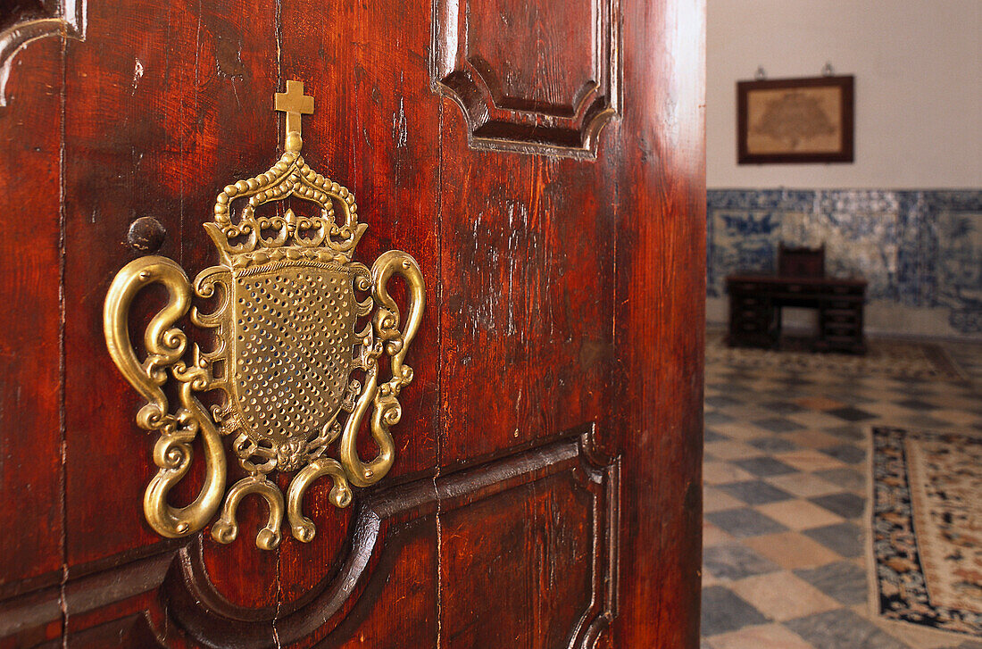 Door, Hotel Convento de Sao Paulo, Aldeia da Serra, Alentejo Portugal