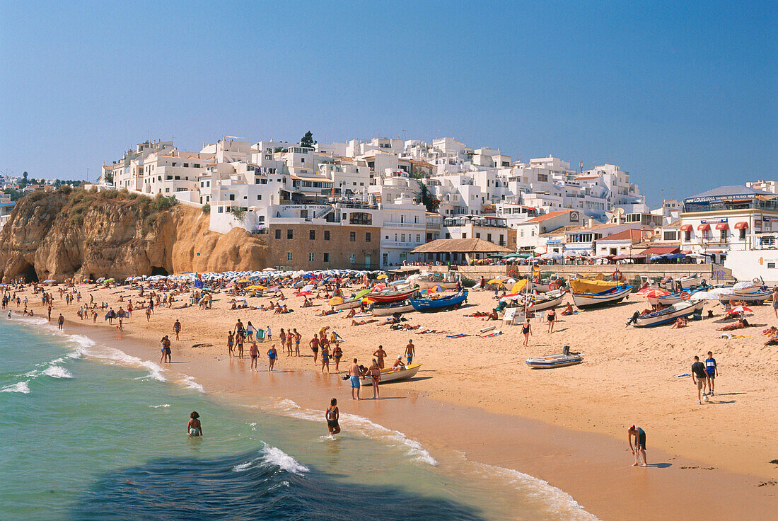 Strandleben, Albufeira, Algarve, Portugal