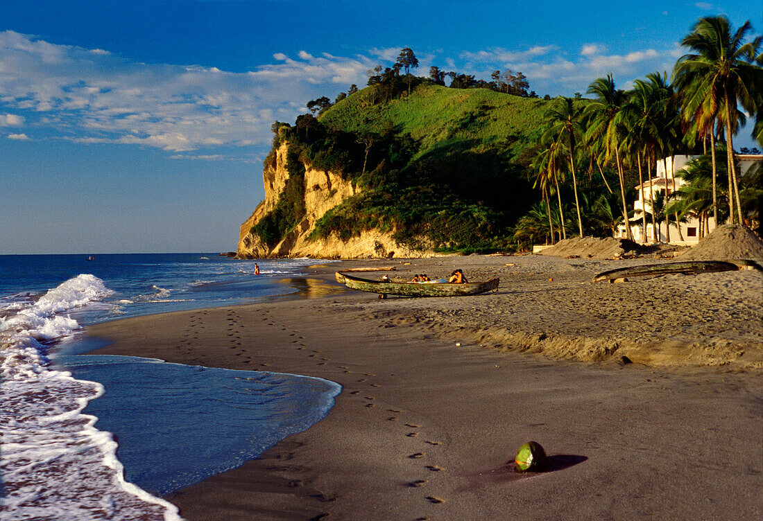 People and boats on a sandy beach, Same, Ecuador, South America, America