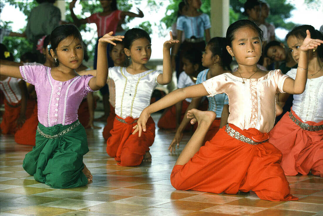Girls learning temple dance at the Royal Academy of Performing, Phnom Penh, Cambodia, Asia