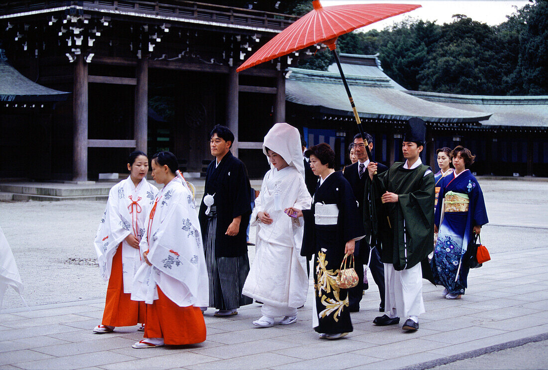 Wedding party at Meiji Temple, Tokyo, Japan