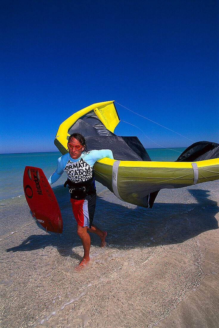 Kitesurfer get back to beach, Djerba Tunesia