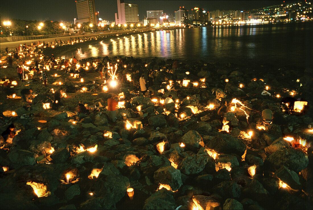Shamanist rituals on lunar new year, Haeundae, Busan South Korea, Asia