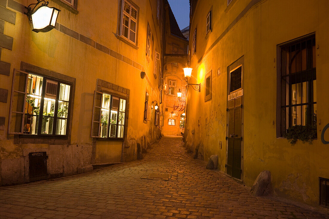 Historical tavern Griechenbeisl in small alleyway, Beethoven's favourite, Vienna, Austria