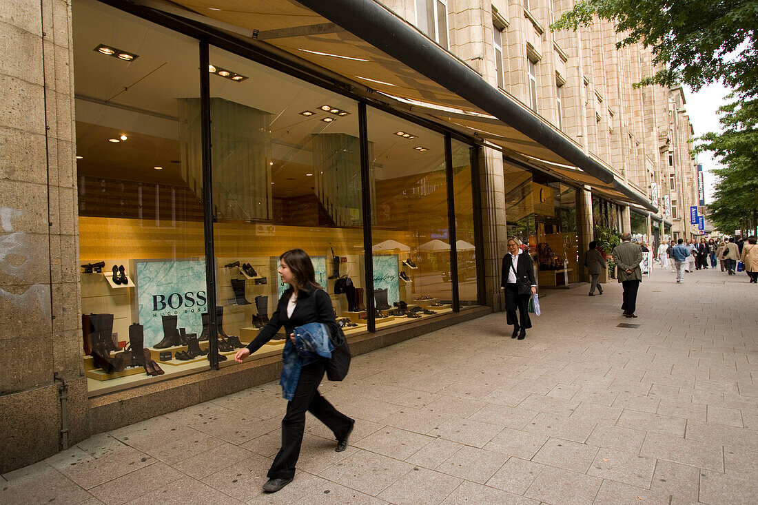 Shop at Moenckebergstrasse, Shoe shop at Moenckebergstrasse, Hamburg, Germany