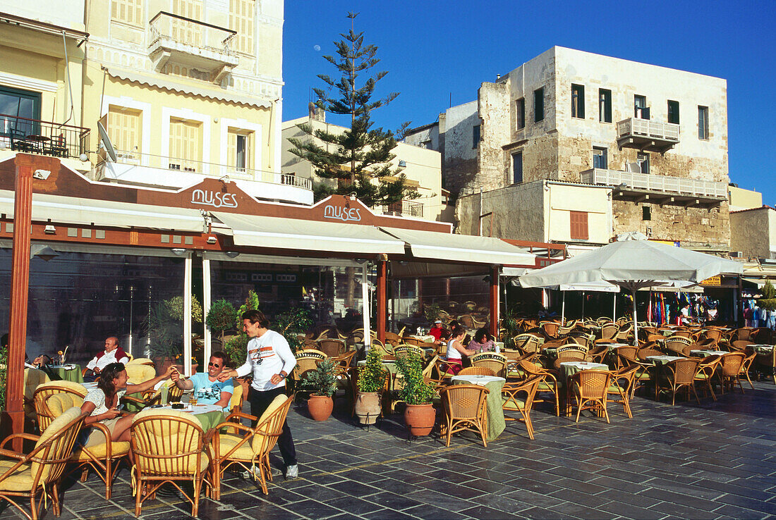 Restaurant, Venezianischer Hafen, Chania, Kreta, Griechenland