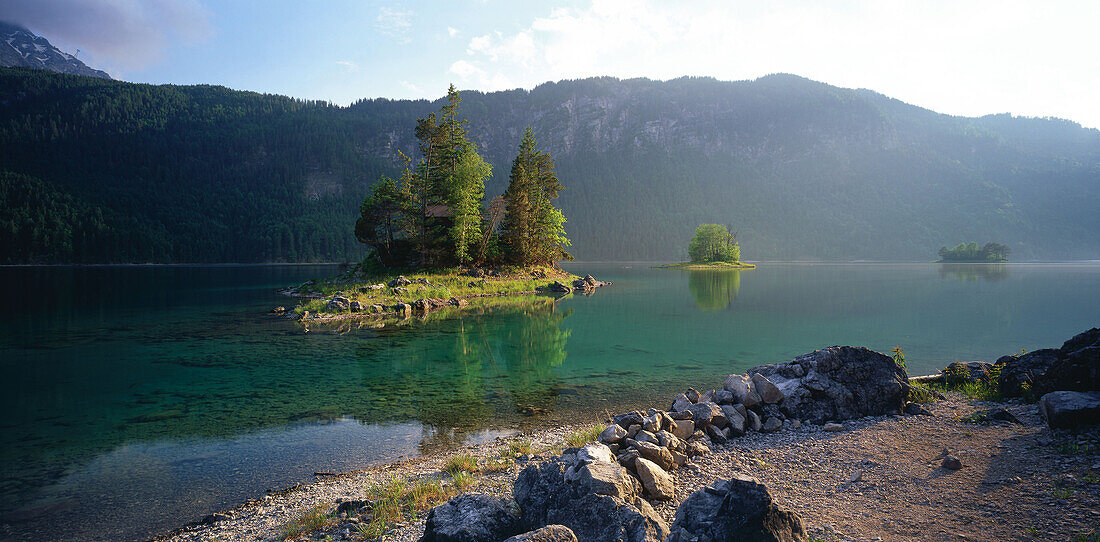 Eibsee, Garmisch Partenkirchen, Oberbayern, Deutschland