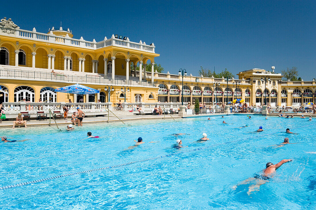 People in open-air swimming pool, People swimming in open-air pool of Szechenyi-Baths, Pest, Budapest, Hungary