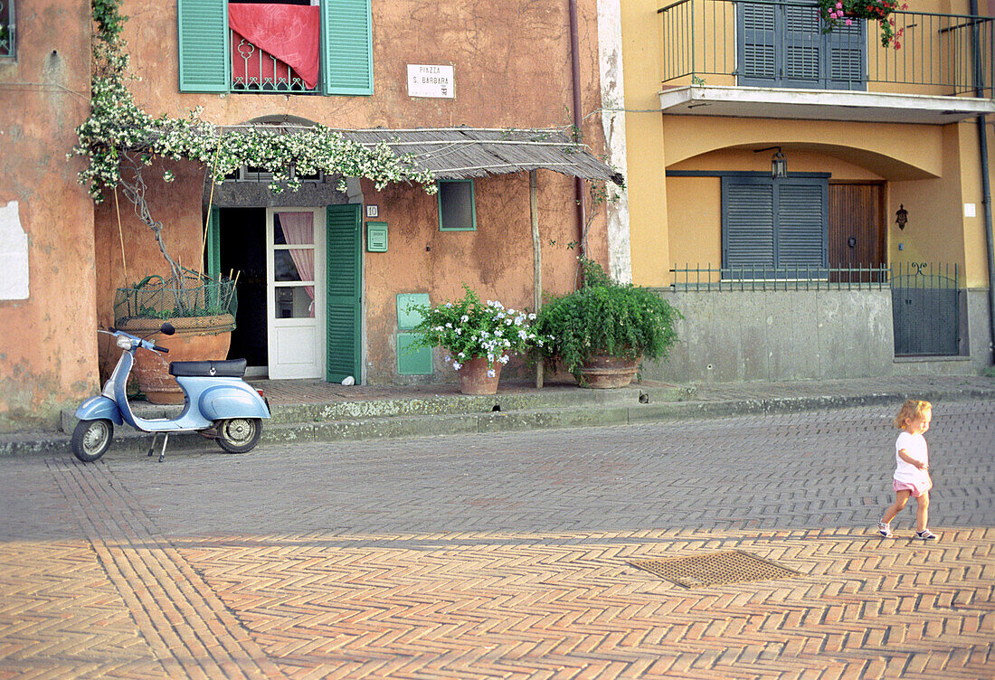 Hausfassade, porto san stefano, toskana, italien