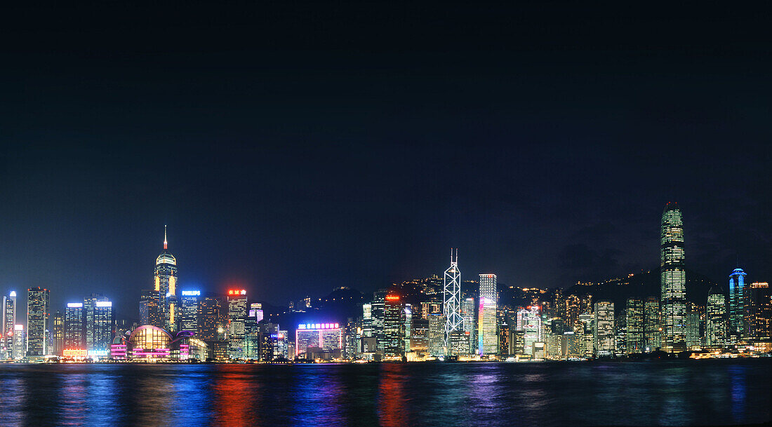 Hongkong skyline panorama by night, Hongkong, China