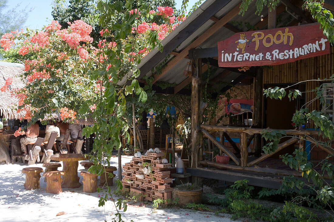 Pooh Bar & Internet, Ko Lipe, Tarutao Marine National Park, Thailand