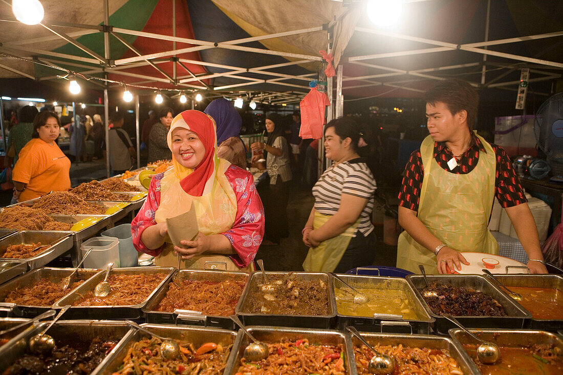 Garküche auf dem Nachtmarkt, Pasar Malam Night Market, Bandar Seri Begawan, Brunei Darussalam, Asien